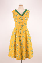 Load image into Gallery viewer, Lemon &amp; Green Linen Dress