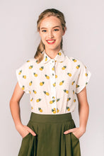 Load image into Gallery viewer, Minki Cream Pineapple Blouse