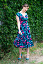 Load image into Gallery viewer, Viola Green &amp; Fuchsia Dress