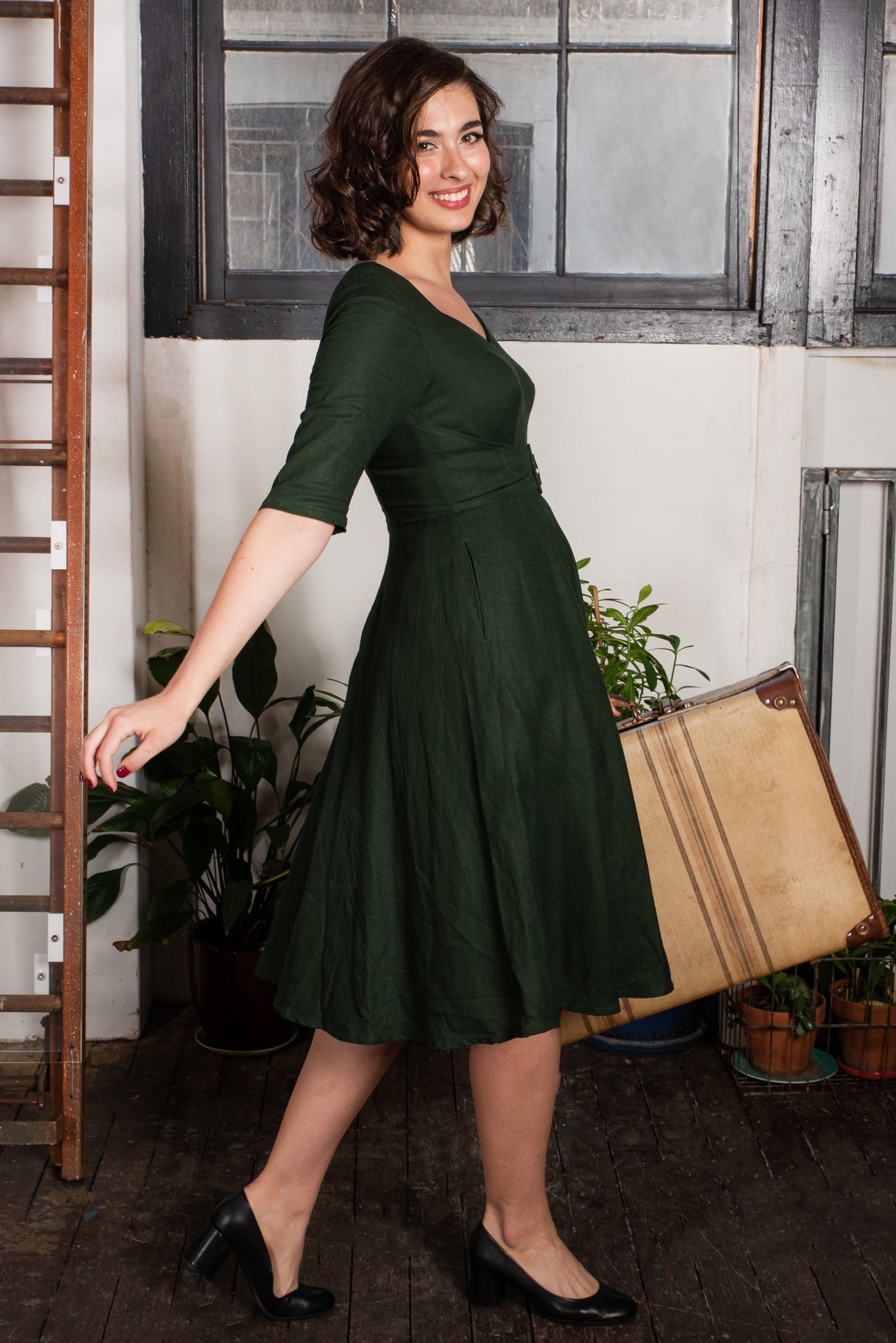 Esmee Green Linen Dress Elise Design Esmee Green Linen Dress Elise Design