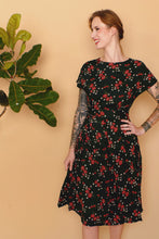 Load image into Gallery viewer, Annie Green &amp; Pink Floral Dress