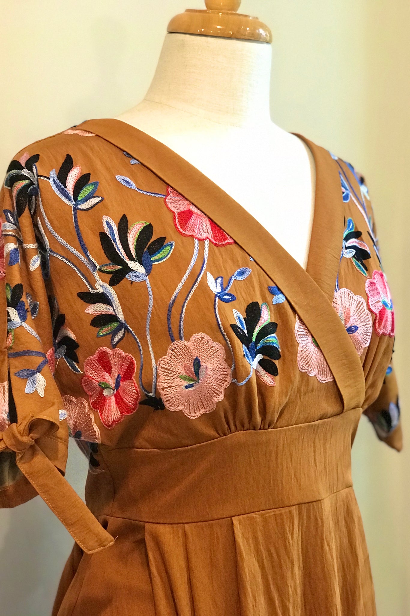 Madoka Rust Embroidery Dress – Elise Design