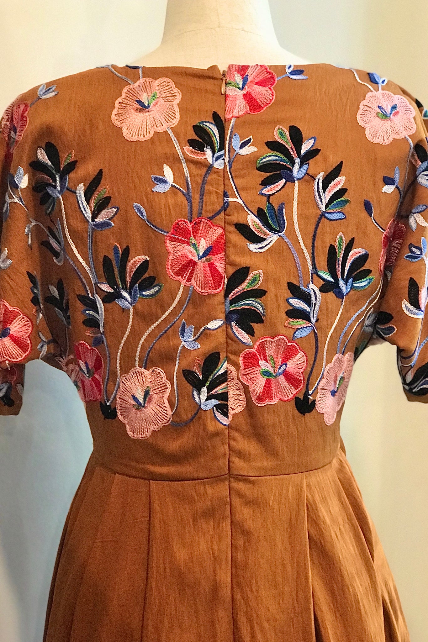 Madoka Rust Embroidery Dress – Elise Design