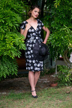 Load image into Gallery viewer, Lalleh Shell Dress - Elise Design
 - 2