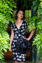 Load image into Gallery viewer, Lalleh Shell Dress - Elise Design
 - 5
